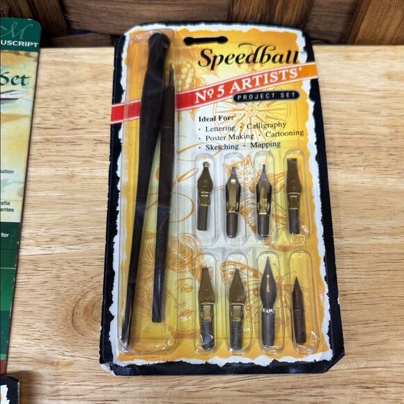 New Speedball Calligraphy and Sketching Pen Set - Picture 3 of 4